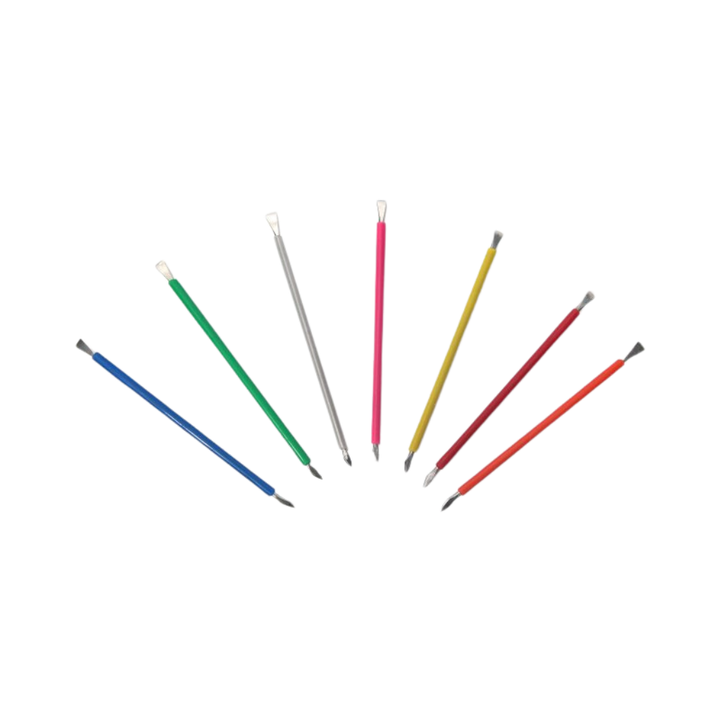 A collection of seven sleek ISIS CUTELARIA spatulas with multi-colored silicone covers—white, green, blue, gray, pink, yellow, and red—are elegantly displayed on a white background. Each spatula is equipped with a stainless steel tip for durability and precision.