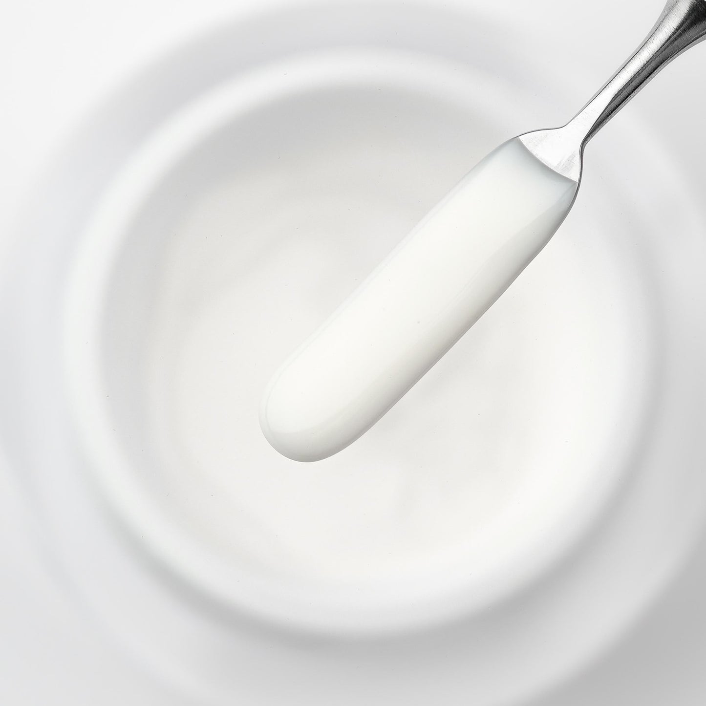 https://cdn.shopify.com/s/files/1/0695/2219/4688/files/IVORY.jpg?v=1727844801