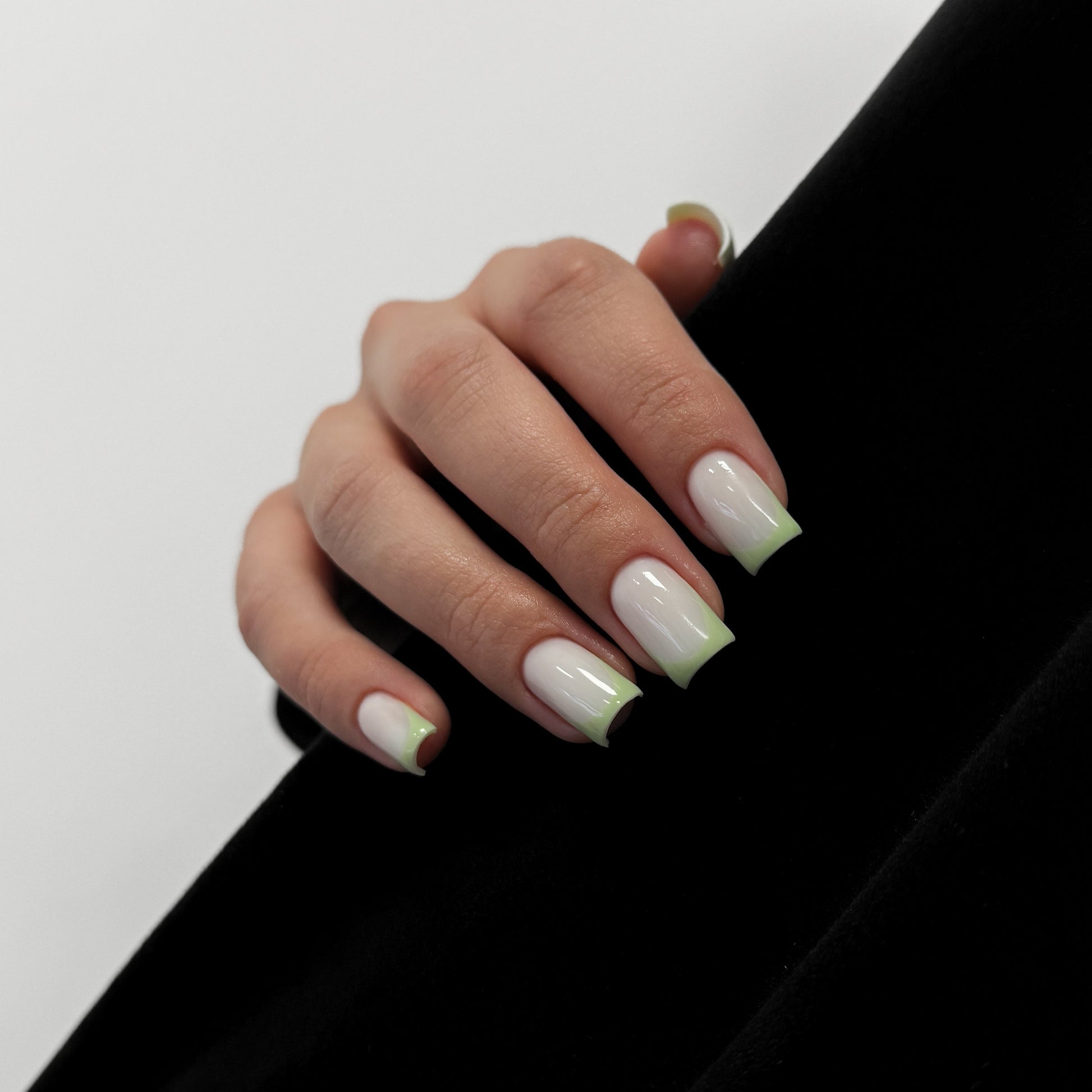 https://cdn.shopify.com/s/files/1/0695/2219/4688/files/IVORYNAILS.jpg?v=1766048241