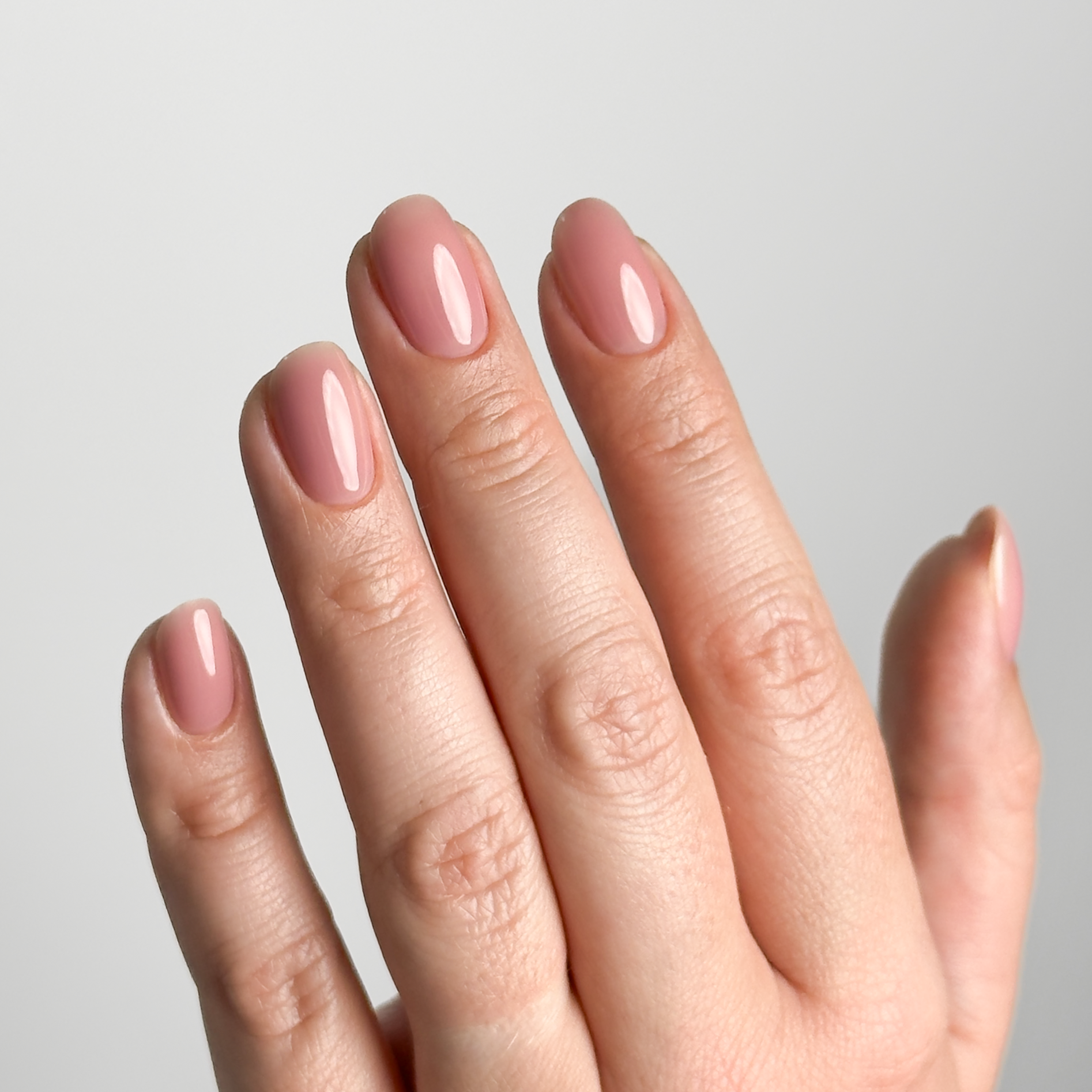 https://cdn.shopify.com/s/files/1/0695/2219/4688/files/MOUSSE_nails.png?v=1758285382
